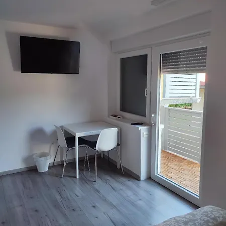 Tilka`s House Apartmán *