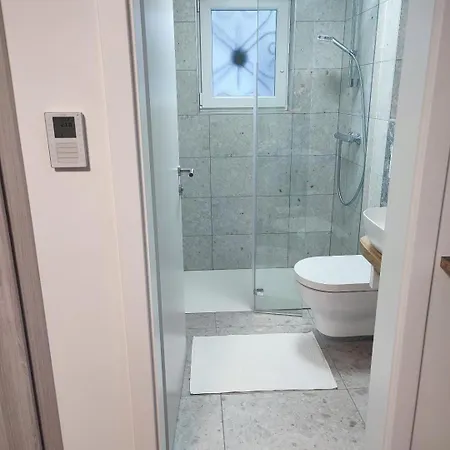 Tilka's House דירה *